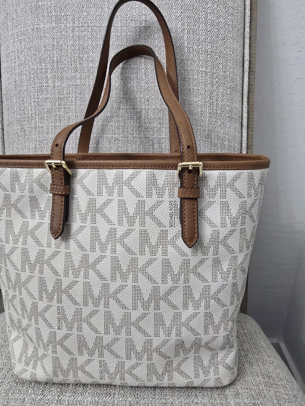Michael Kors Jet Set Medium Snap Pocket Tote - Vanilla NWOT - Picture 2 of 8